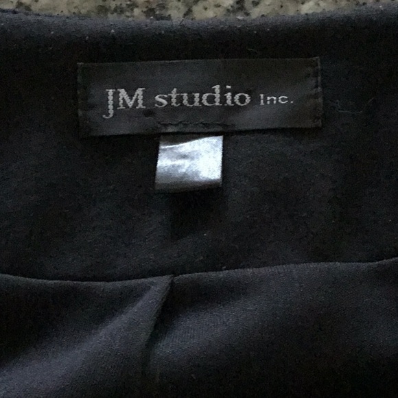 Jm STUDIO ONE OF A KIND EMBROIDERED JACKET SIZE MEDIUM - Picture 5 of 5
